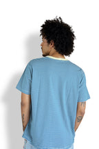 Camiseta Listrada Gola Verde