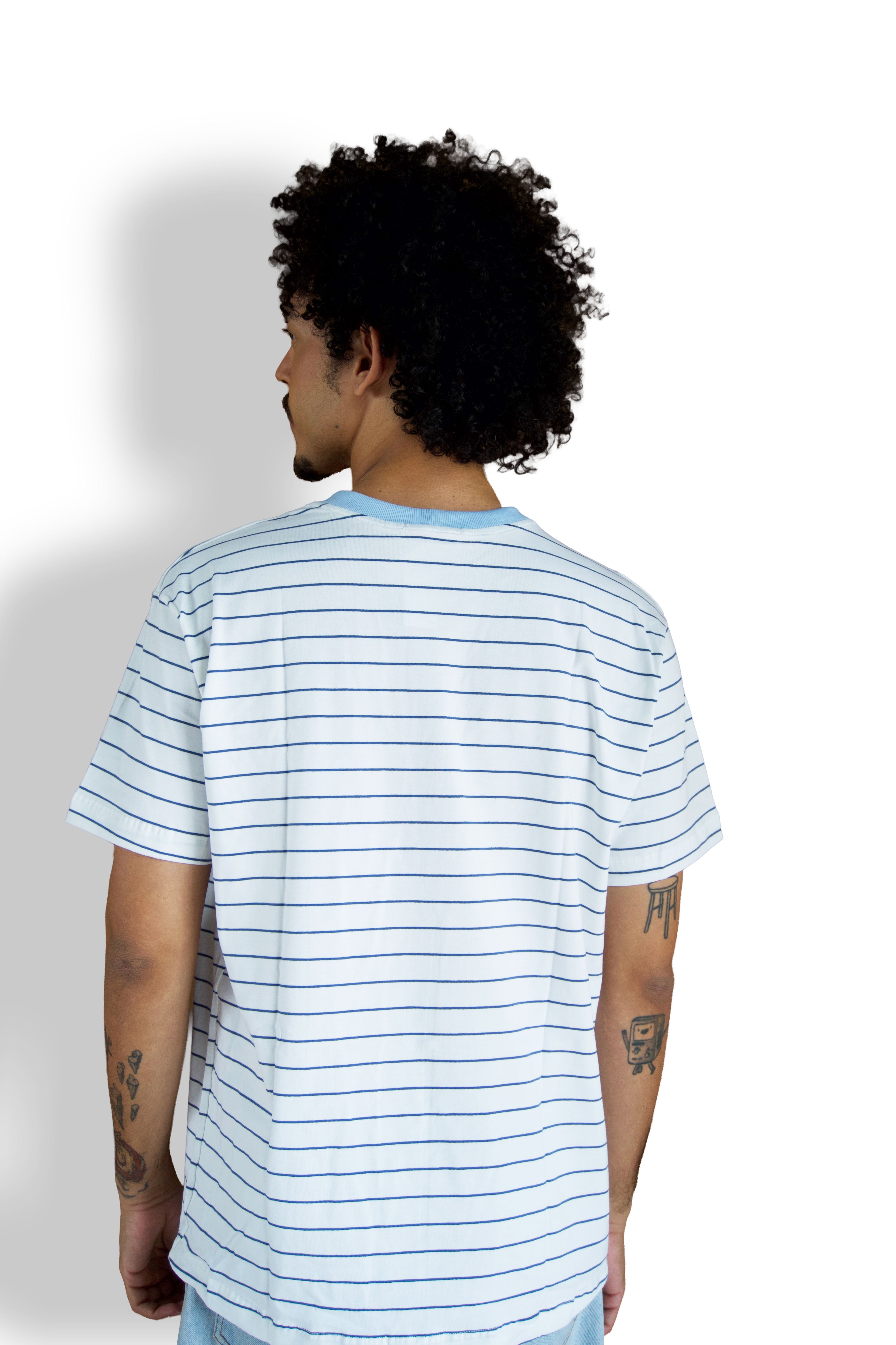 Camiseta Listrada Branca Gola Azul